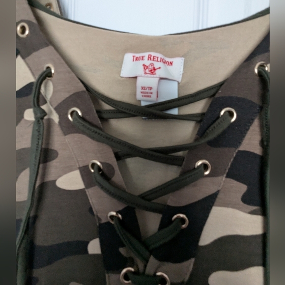 True Religion - Camouflage Long Sleeve Hooded Bodysuit - Picture 3 of 7